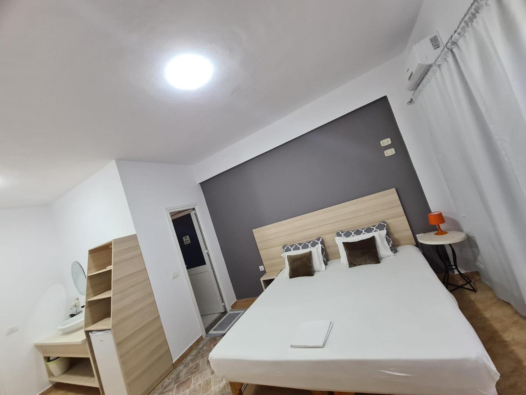 Salt Life Hotel Dhermi Ngoại thất bức ảnh