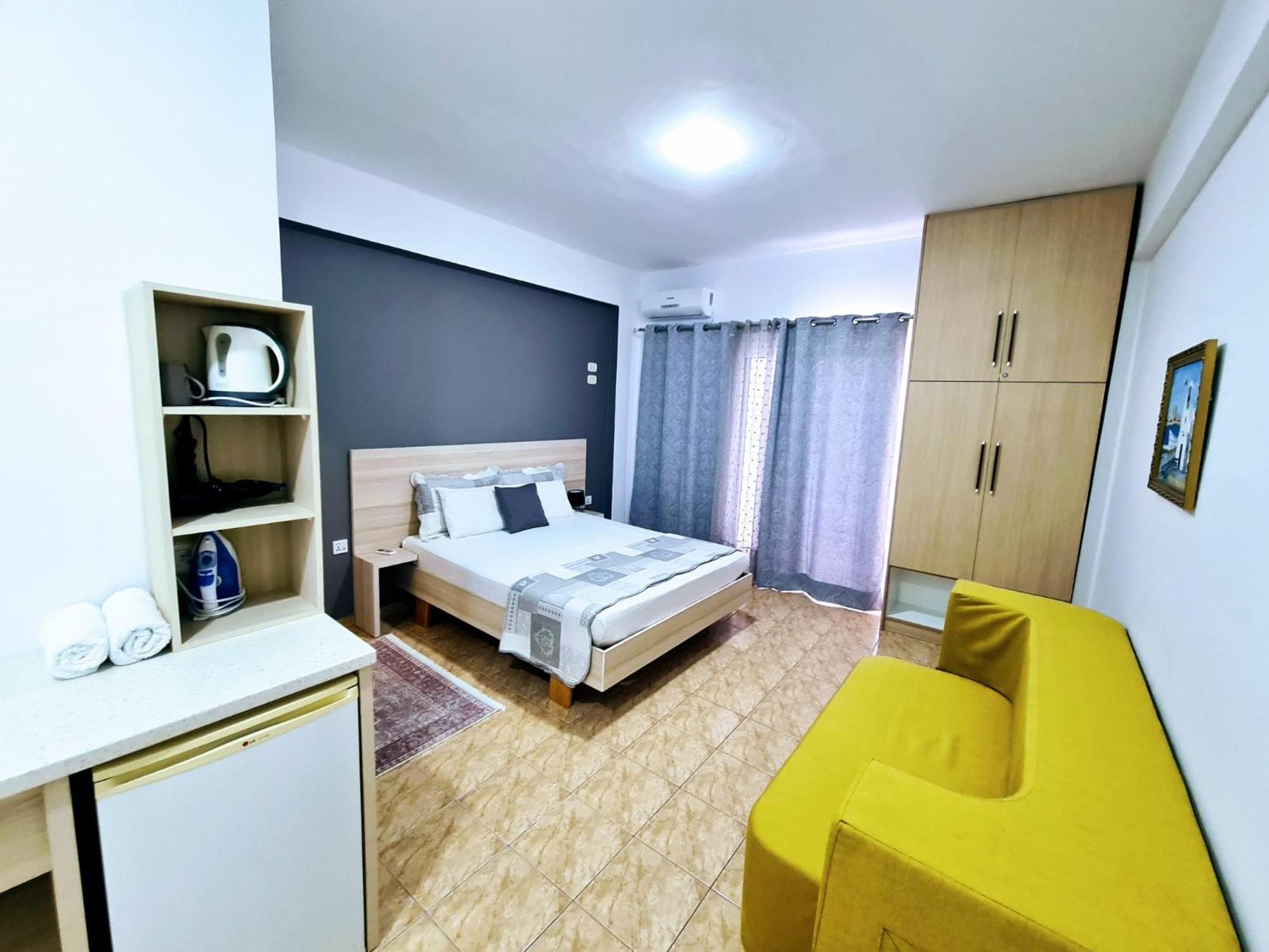 Salt Life Hotel Dhermi Ngoại thất bức ảnh