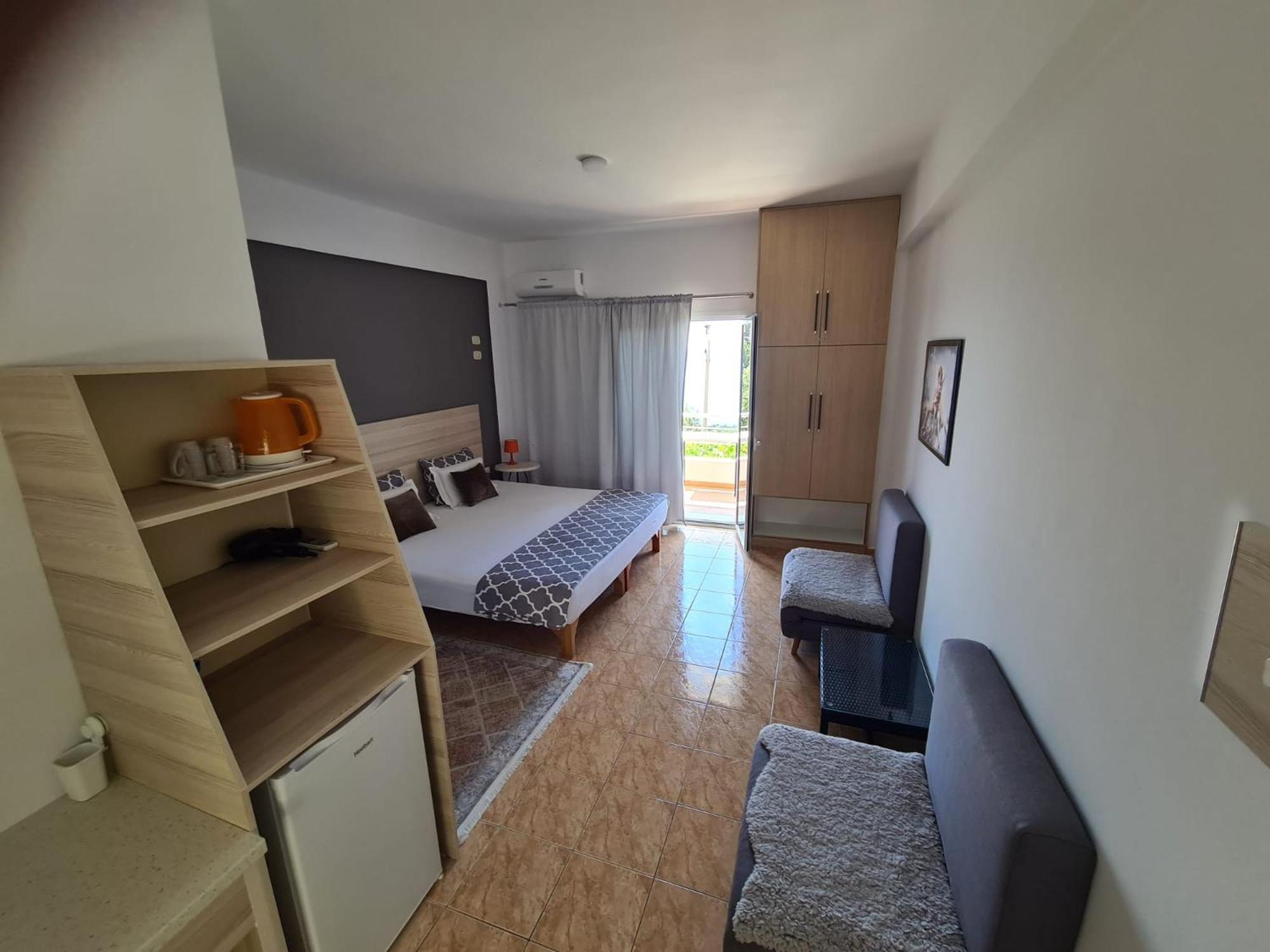 Salt Life Hotel Dhermi Ngoại thất bức ảnh