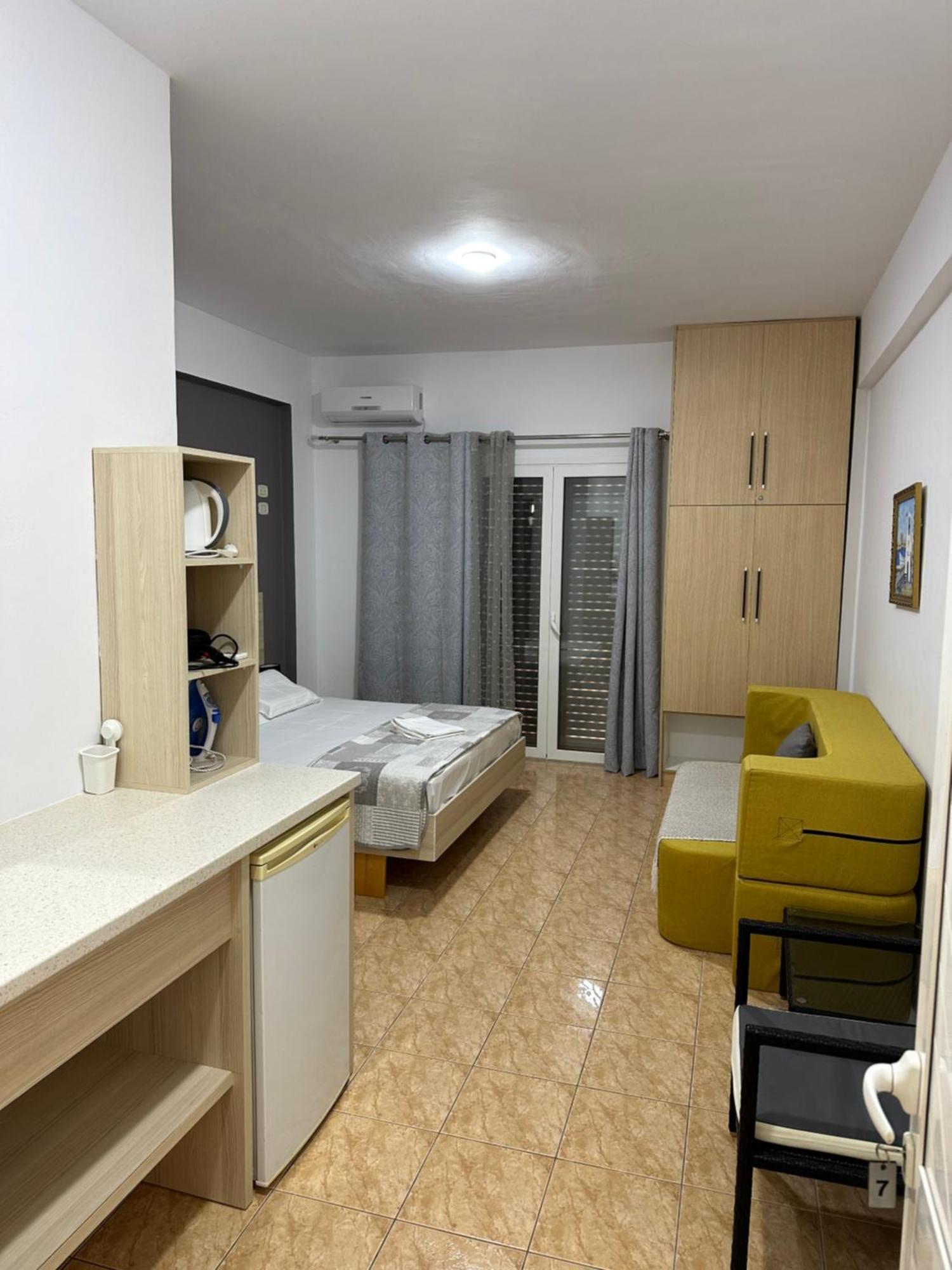 Salt Life Hotel Dhermi Ngoại thất bức ảnh