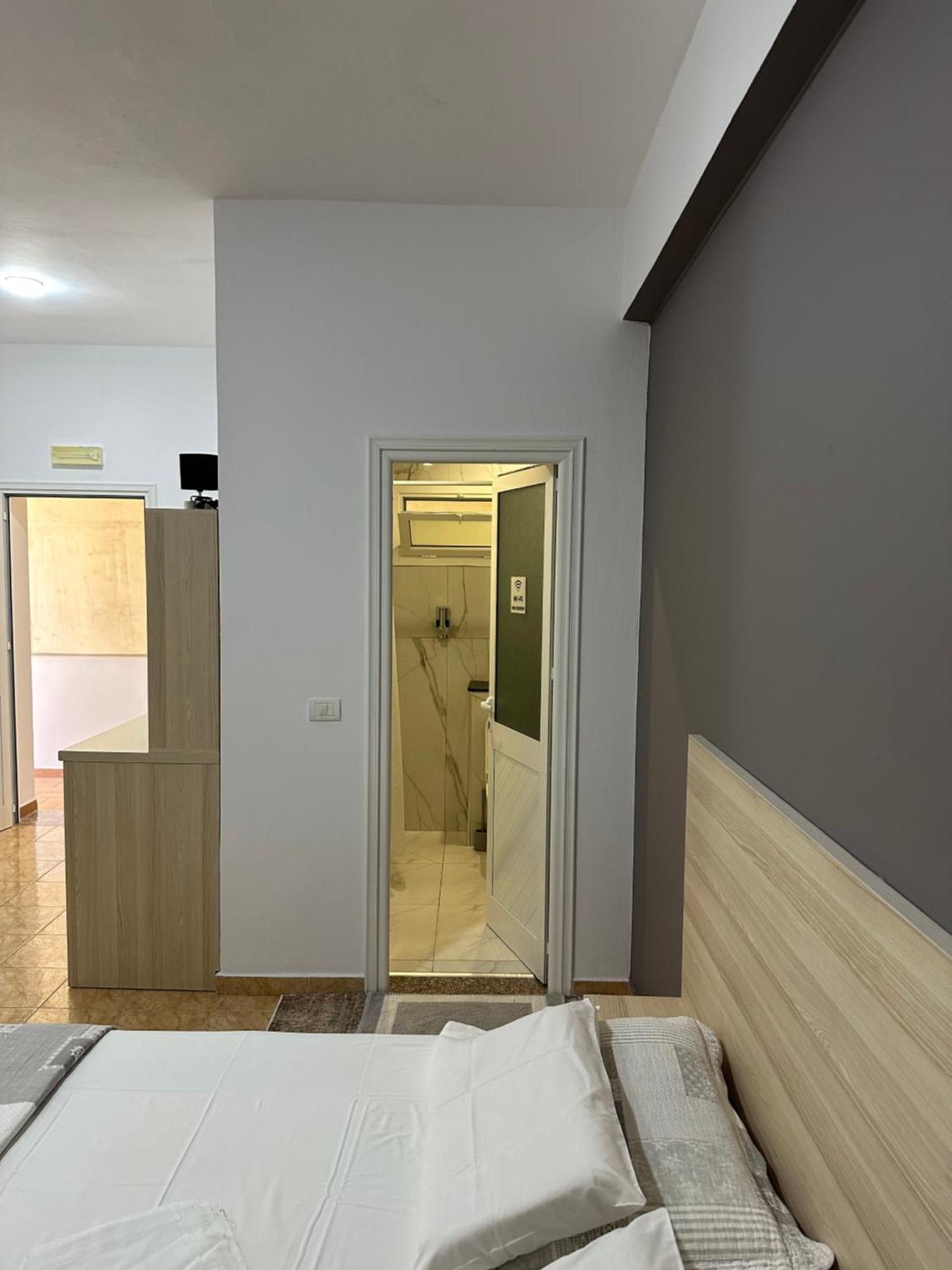Salt Life Hotel Dhermi Ngoại thất bức ảnh