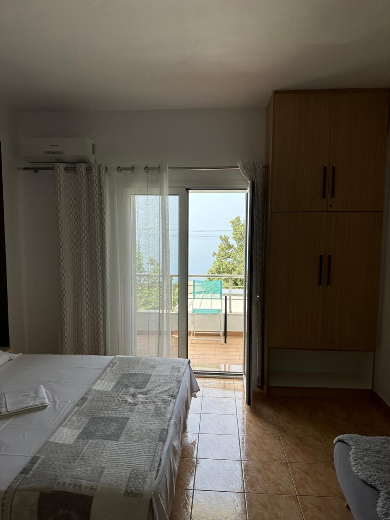 Salt Life Hotel Dhermi Ngoại thất bức ảnh